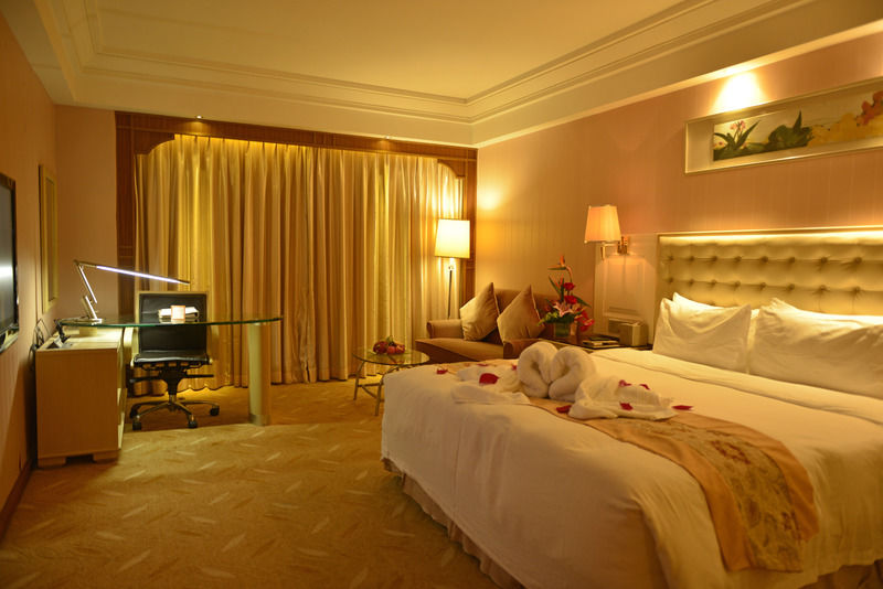 Vili International Hotel Гуанчжоу Экстерьер фото